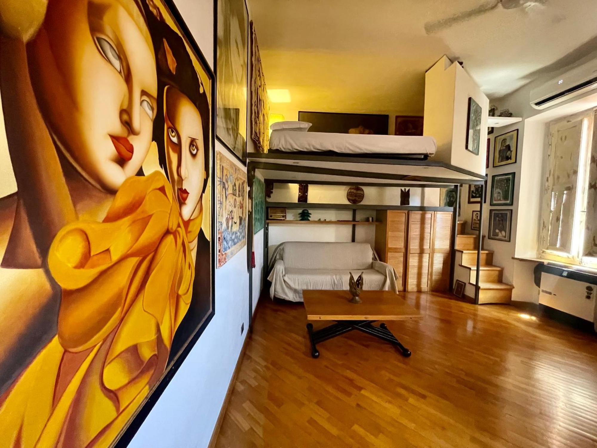 Our Arty Flat In Monti Rom